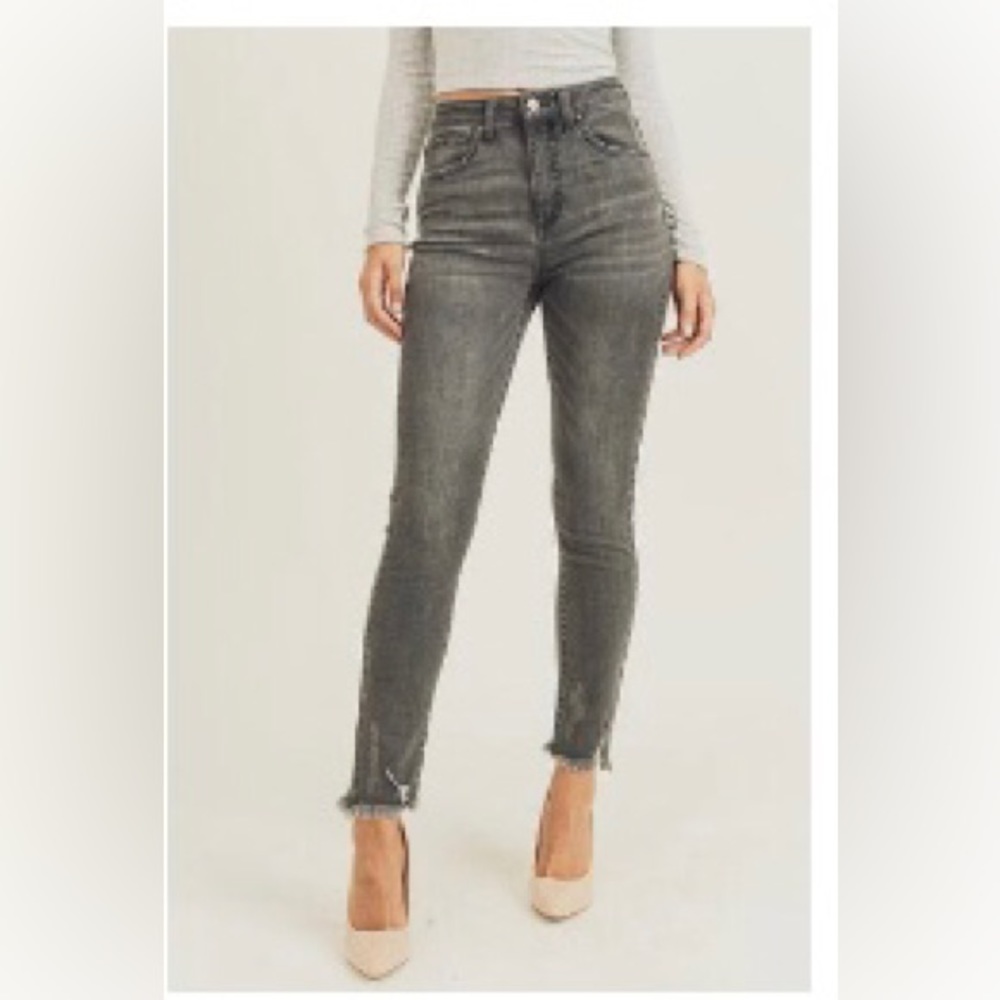 Risen Dark Grey ankle skinny jeans - size 11 - waist 30 NWT